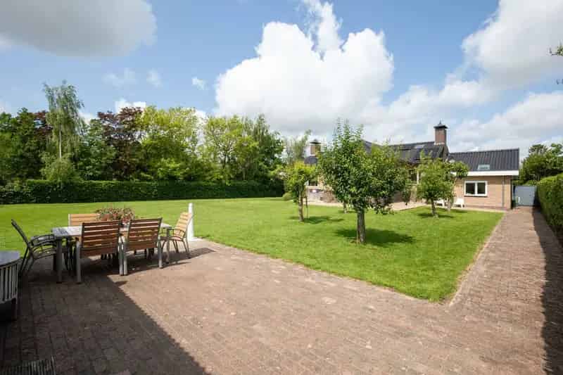Vrijstaande woning Aalsmeer 2 slaapkamers tuin appartement zonnepanelen