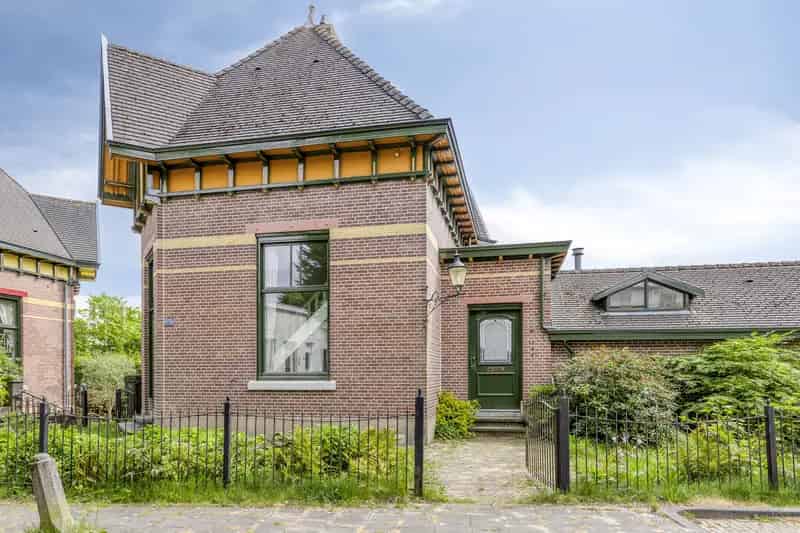 Ruim Familiehuis Nabij Centrum Arnhem