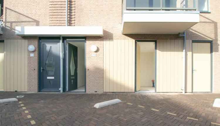 Appartement te huur Zaandam 2 slaapkamers balkon per 1 maart 2025