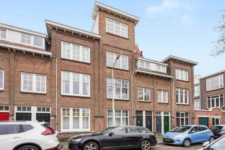 Huis Te Huur in 80, Aucubastraat, Den Haag, Zuid-Holland