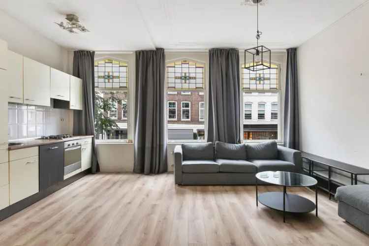 Portiekwoning Te Koop in Rotterdam, Zuid-Holland