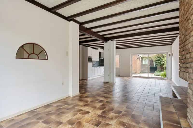 Tussenwoning Elden: 3 slaapkamers, moderne keuken, tuin
