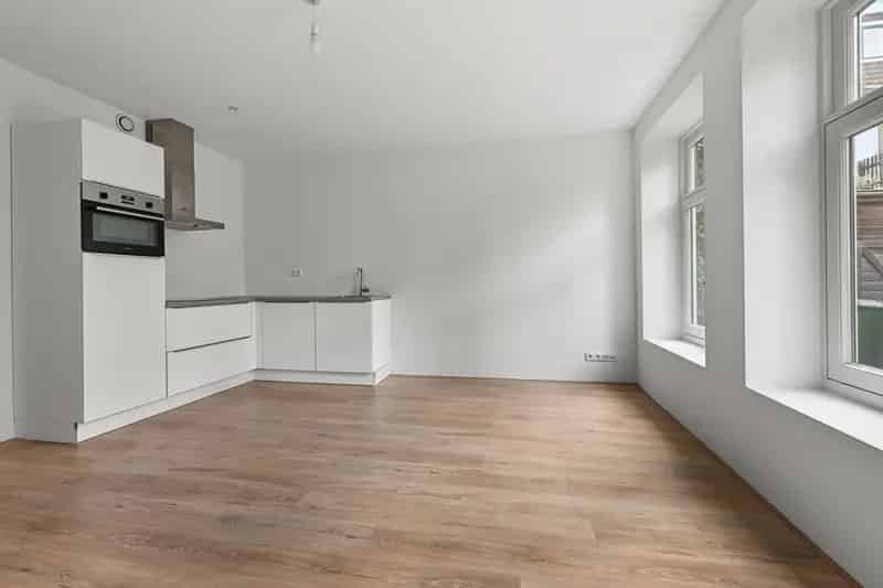 Modern Appartement Zaandam: Eigen Tuin & Energielabel A++