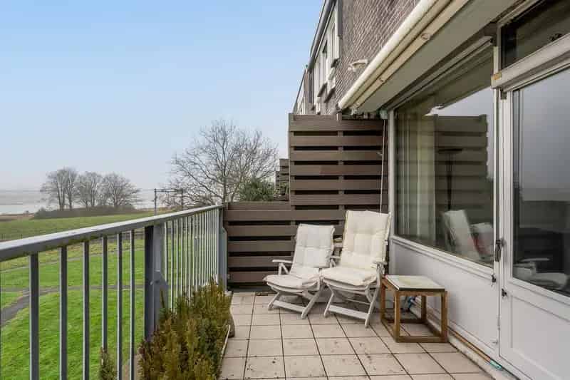 Ruime Maisonnette te koop Maassluis modernisering 3 slaapkamers balkon