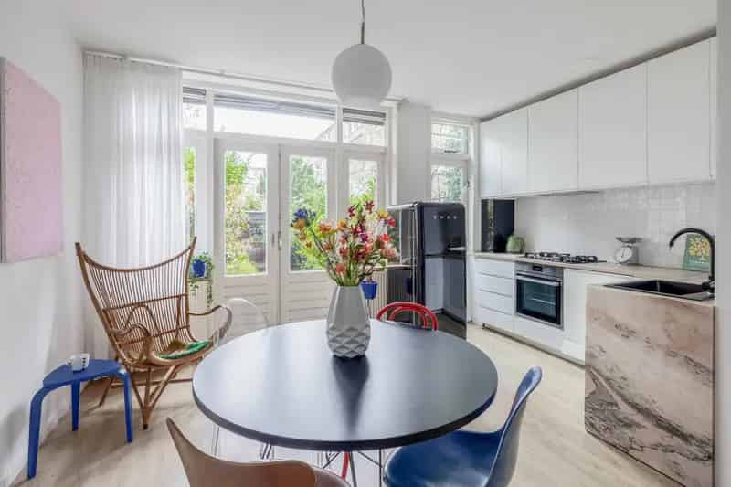 Appartement te koop Rotterdam Bergpolder: 2-kamer beneden appartement met tuinhuis