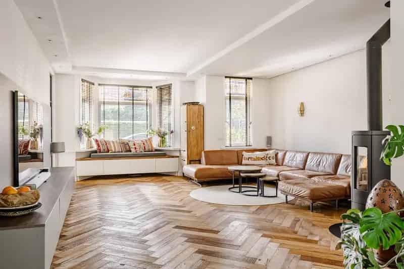 Huis te koop: Dijkzichtlaan 3 2071 EZ Santpoort-Noord 