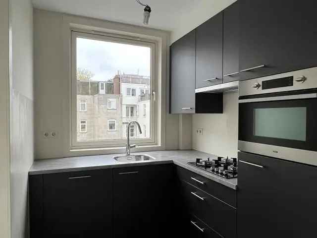 Bovenwoning Amsterdam Nieuwe Pijp 5 kamers 95m2