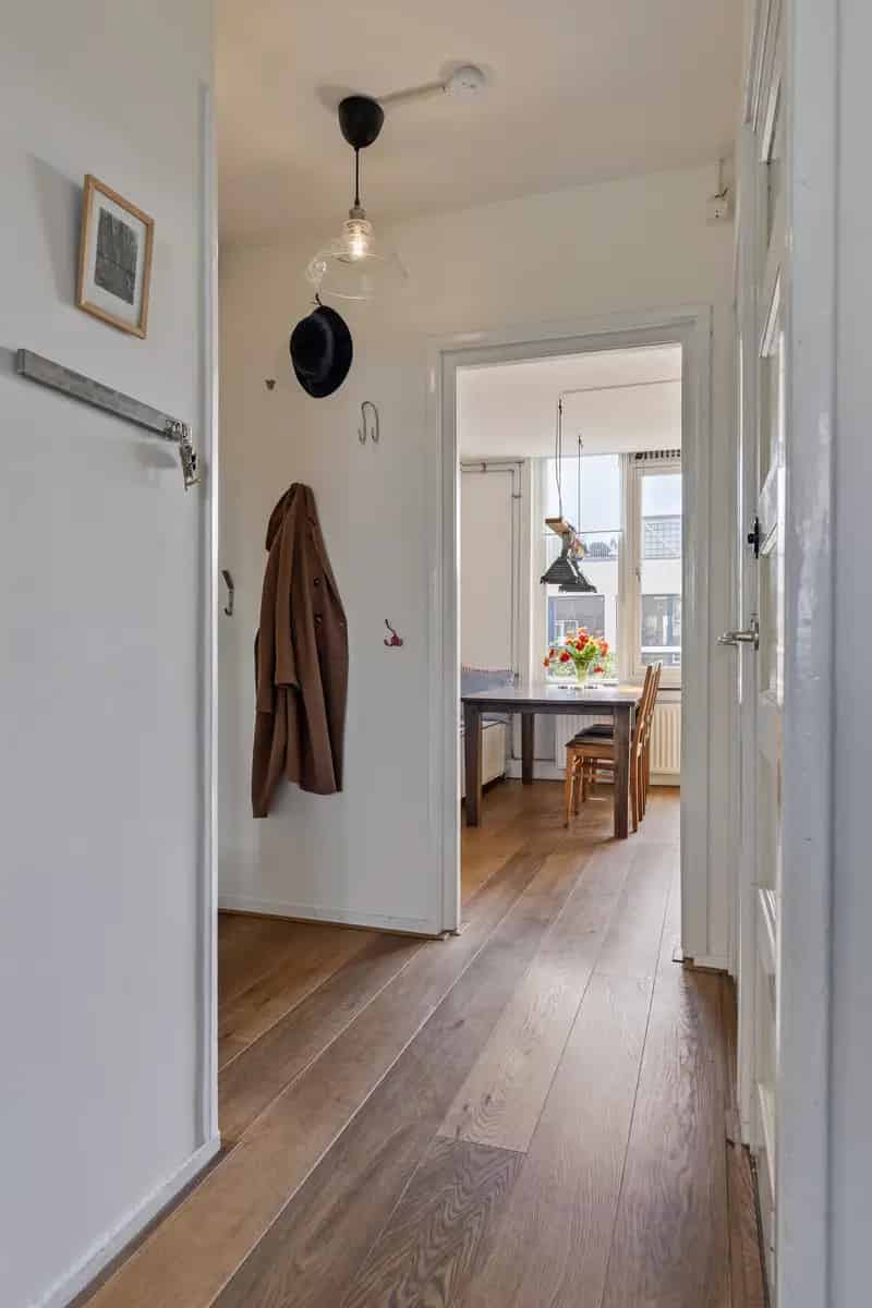 2 Slaapkamers Licht Appartement nabij Amstel en Oosterpark