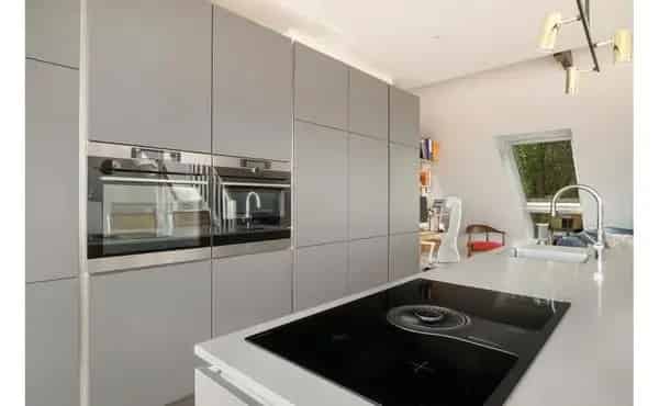 Luxe Penthouse 4 slaapkamers 2 Dakterrassen te huur
