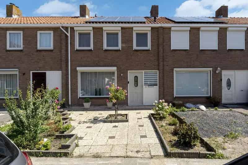 Ruime Uitgebouwde Tussenwoning Middelburg 3 slaapkamers
