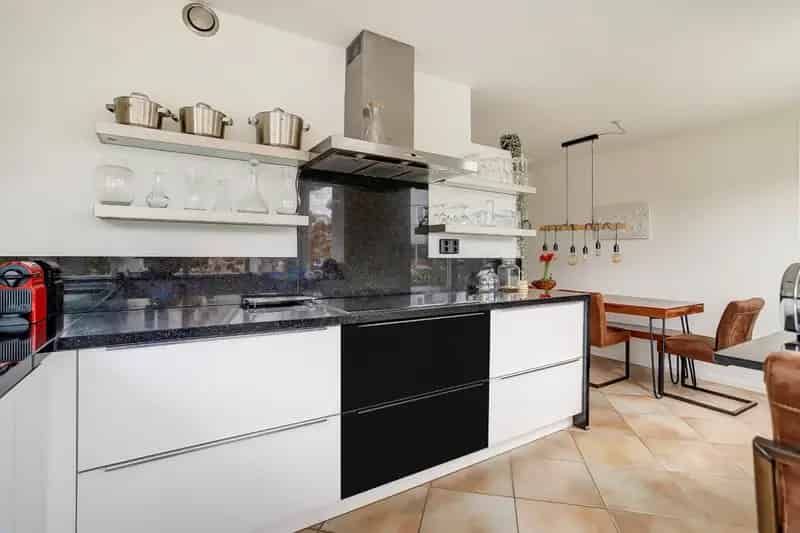 Ruime 5 Slaapkamer Huis Sliedrecht Ideaal voor Gezinnen