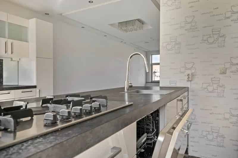 4 Kamer woning Zuidplein 103m2 3 slaapkamers 2 balkons