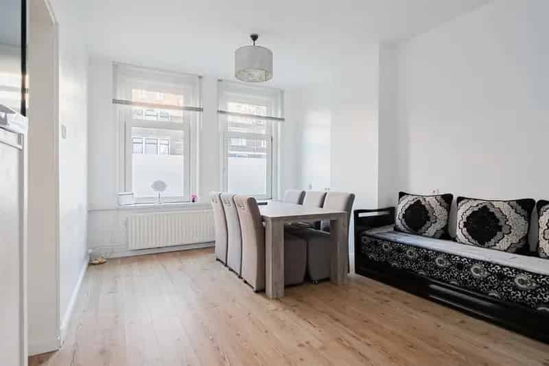 Appartement Rotterdam Zuid 3 kamers Moderne Keuken Ruime Souterrain