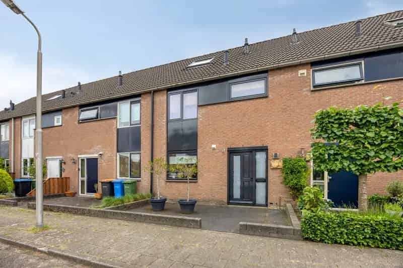 Huis te koop Hoogland 5 slaapkamers luxe afwerking gerenoveerd