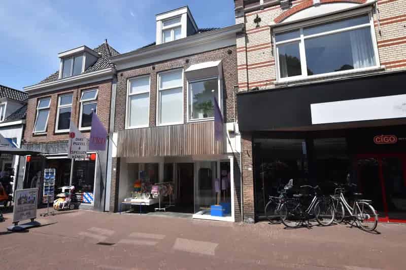 Beleggingspand Sneek: Woon-Winkelpand 360m²