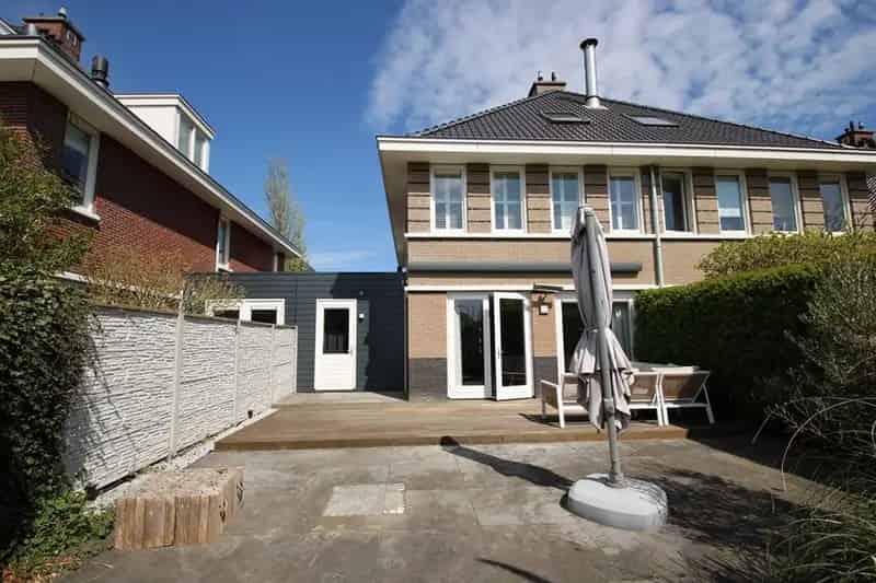 Ruime Hoekwoning 5 Slaapkamers Vogelpark Heemstede