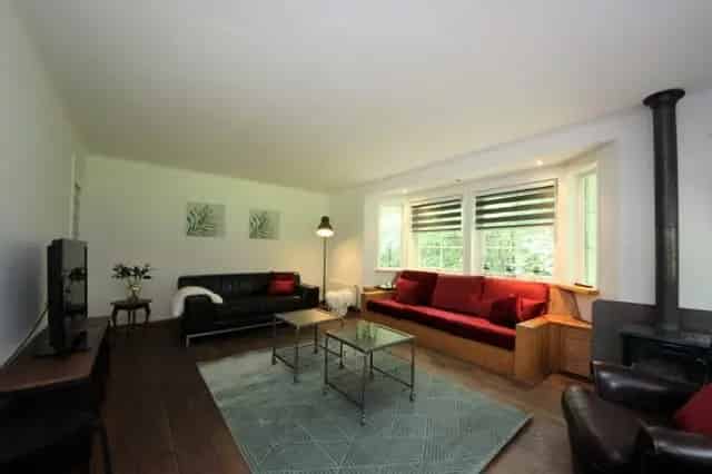 Vrijstaande woning 6 kamers te huur Bakkeveen