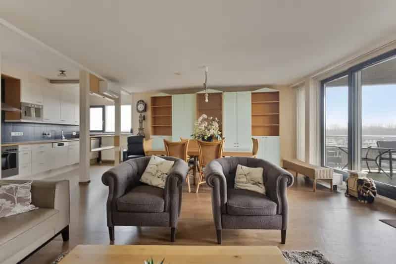 Appartement te koop Apeldoorn: Ruim appartement nabij centrum
