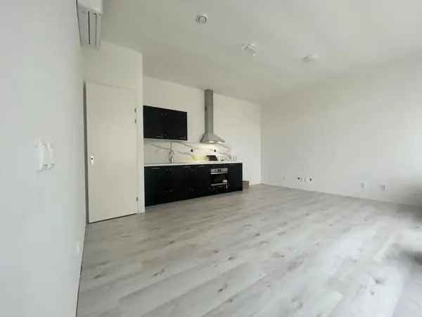 Appartement Te Huur in Rotterdam, Zuid-Holland