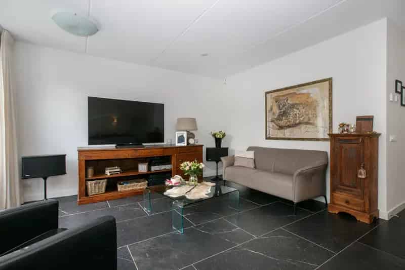 Hoekwoning Scherpenzeel  3 slaapkamers  Energielabel A  Zonnige tuin