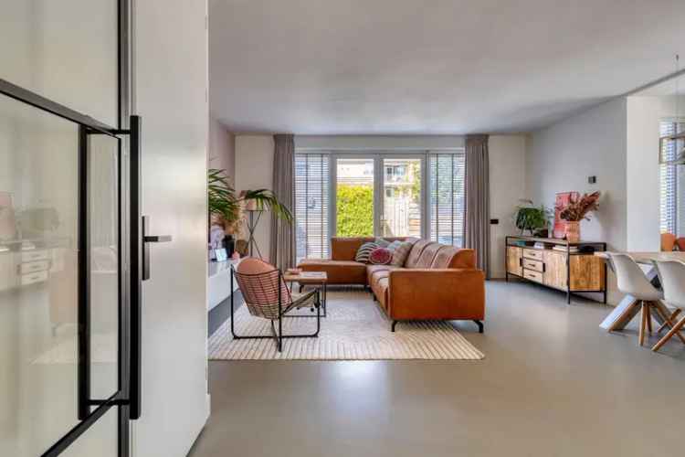 Moderne 5 Slaapkamers Huis te koop Oosterhout Nabij Centrum