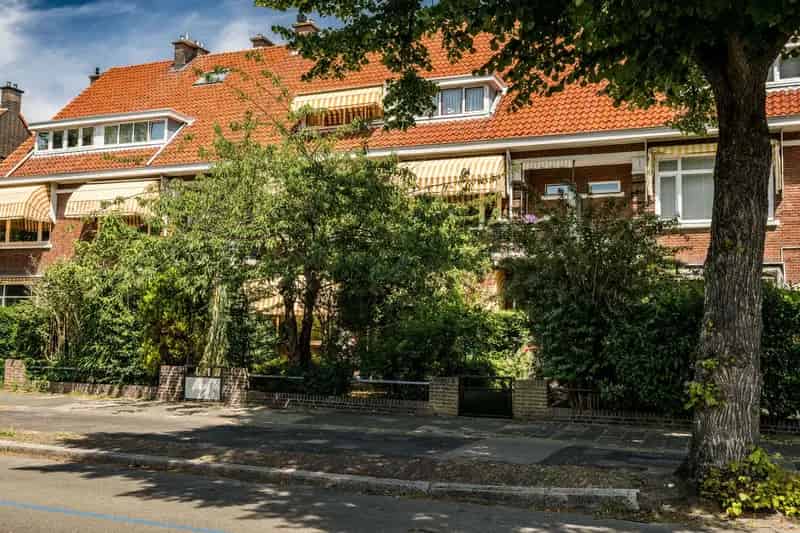 Royaal 3-Laags Bovenhuis Voorburg 4 Slaapkamers Instapklaar