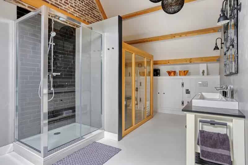 Vrijstaande woning Liempde 2 badkamers showroom 27 zonnepanelen energielabel B
