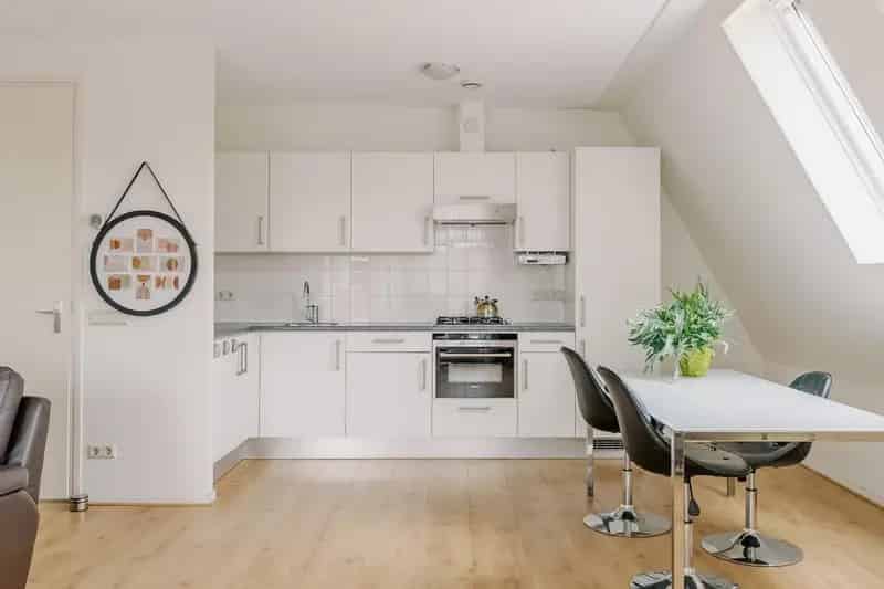 3-kamer appartement De Bilt - Licht en modern appartement met balkon en parkeerplaats