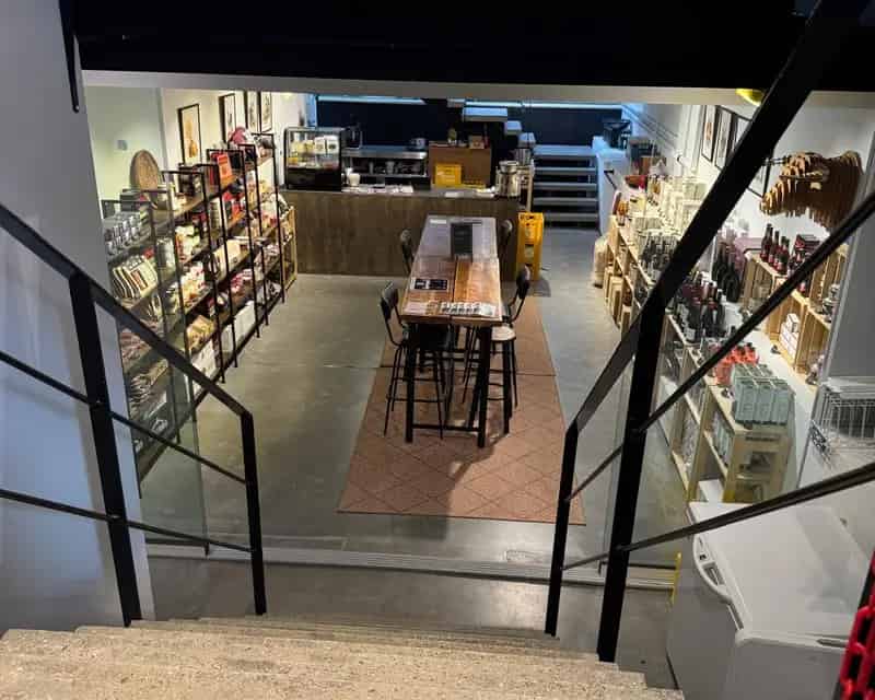 Winkel te huur Amsterdam Cornelis Schuytstraat 80m²