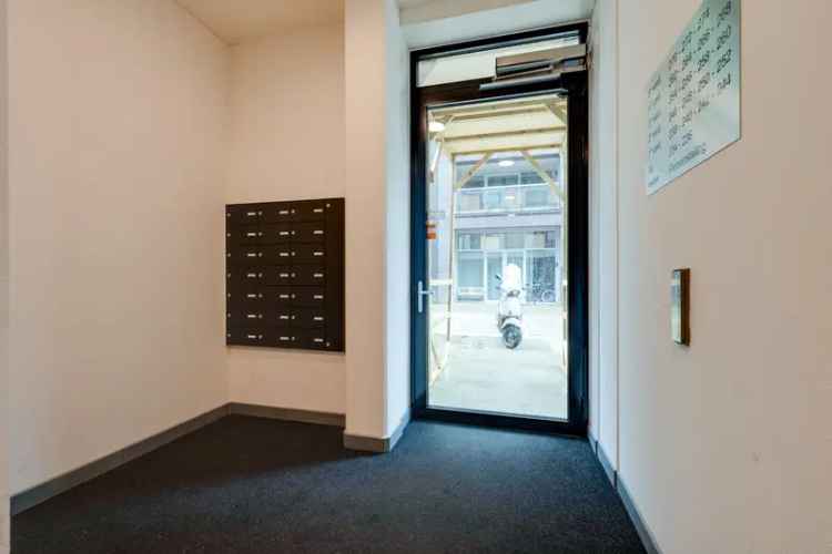 Tweekamerappartement Amsterdam Oostenburg 38m2 Ruim Balkon Eigen Grond