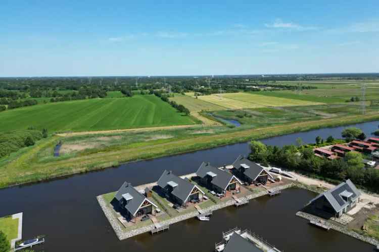 Watervilla's te koop aan het water