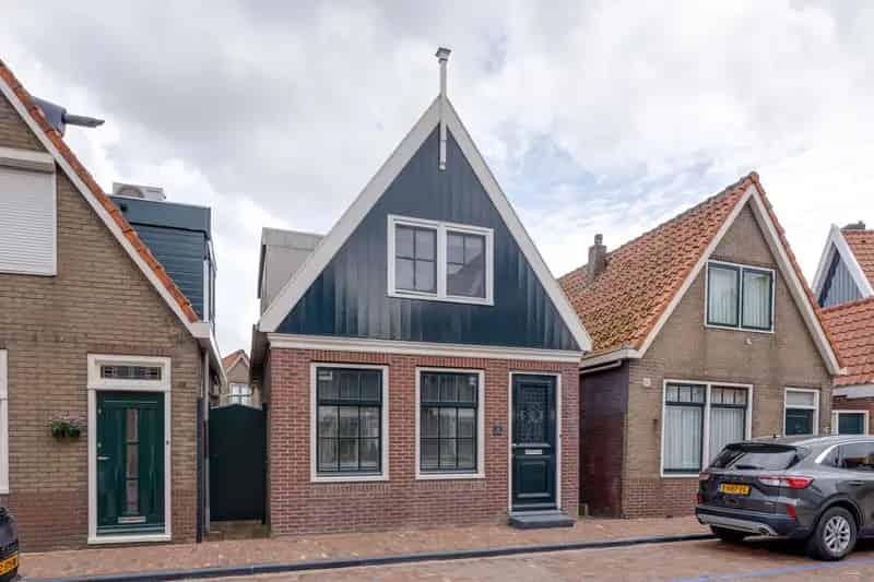Huis te koop Volendam: Luxe afgewerkt vrijstaand huis met 3 slaapkamers