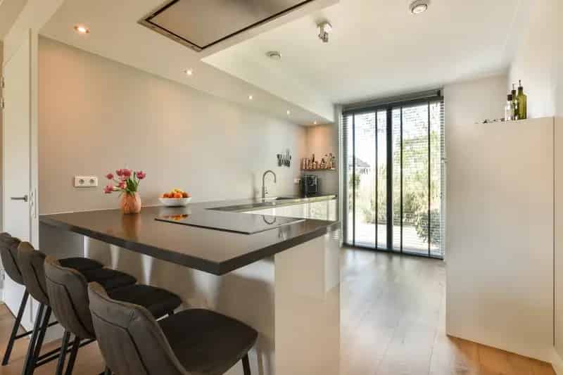 Huis te Koop Blaricum: Ruime Tweekapper met 4 slaapkamers