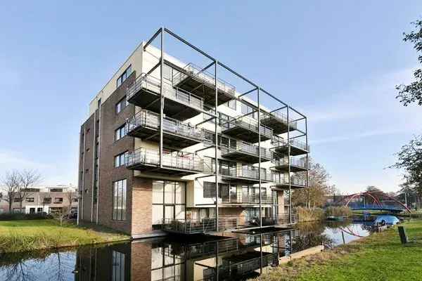 Ruim 3-Kamerappartement Entresol Balkon Zuidwesten