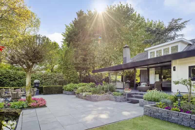 Vrijstaand Landhuis 278m² Ruime Tuin 6 Kamers Luxe Keuken