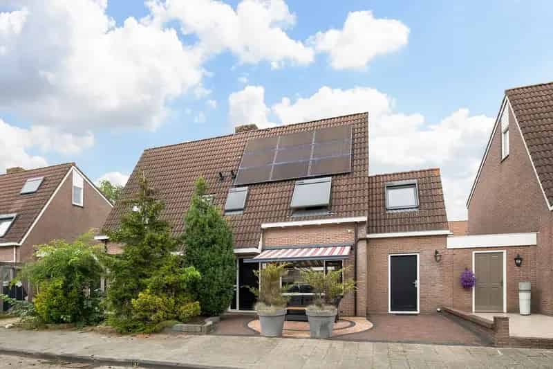 Tweekapper Volendam: Luxe Ruime Woning met 4 Slaapkamers