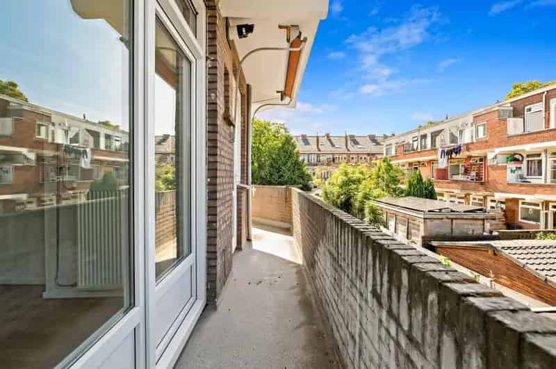 Appartement te koop Den Haag 64m2 2 slaapkamers balkon