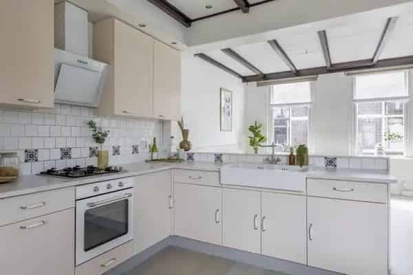 Eindwoning Alphen aan den Rijn 3 slaapkamers tuin starters