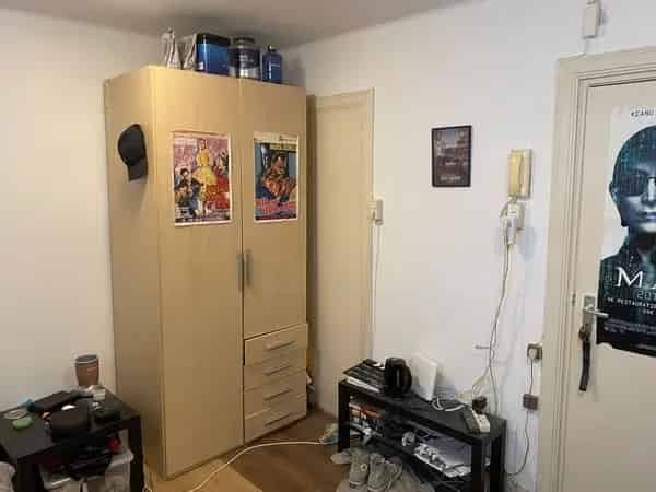 Kamer in historisch klooster Wilhelminapark Tilburg