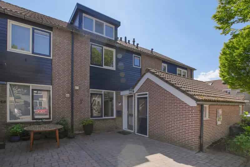 Ruime Eengezinswoning 4 Slaapkamers Ouderkerk aan de Amstel