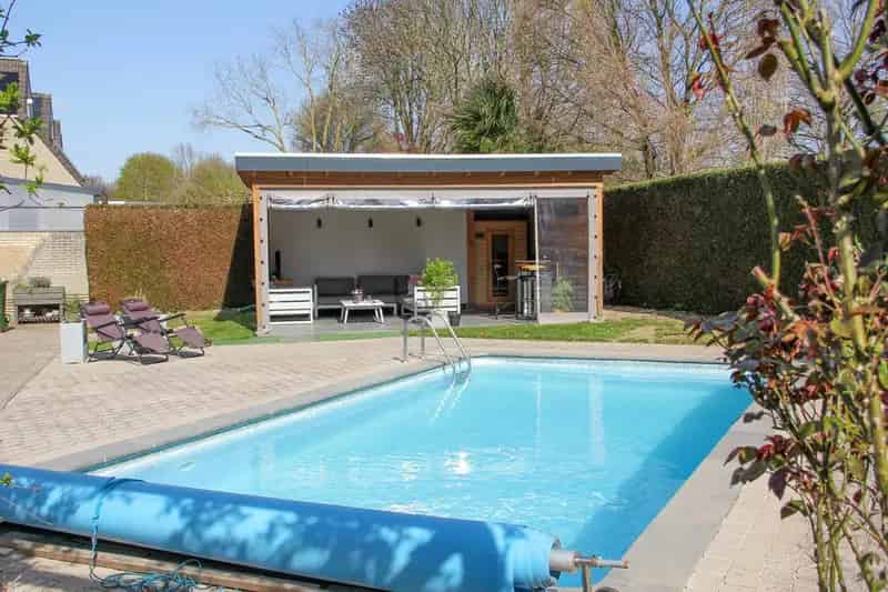 Luxe Vrijstaande Woning Maastricht 6 Slaapkamers Zwembad Sauna