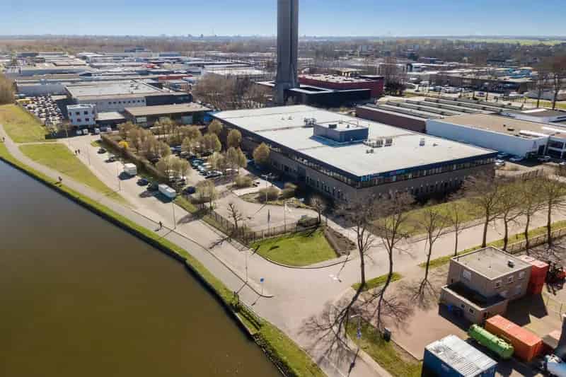 Bedrijfshal Delft 8840m² te Huur - Zware Elektra