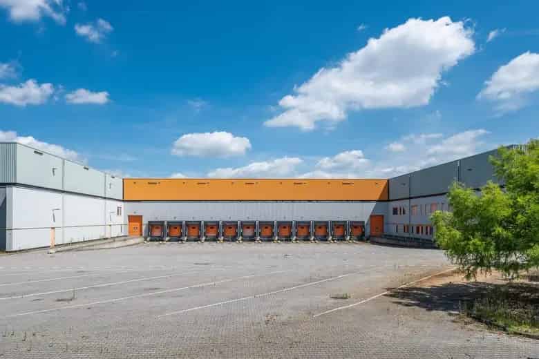 Bedrijfsruimte te huur Eindhoven 10000-59000 m2