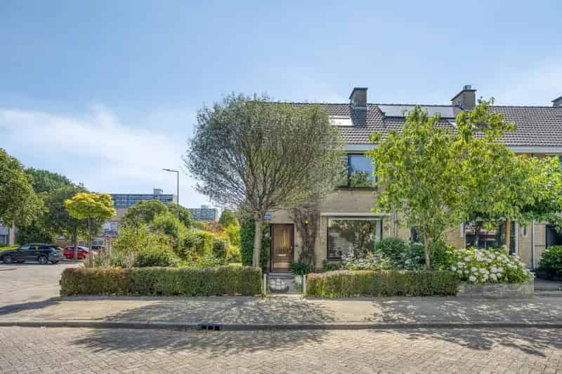 Hoekwoning 5 slaapkamers Zalmplaat 162m2 tuin