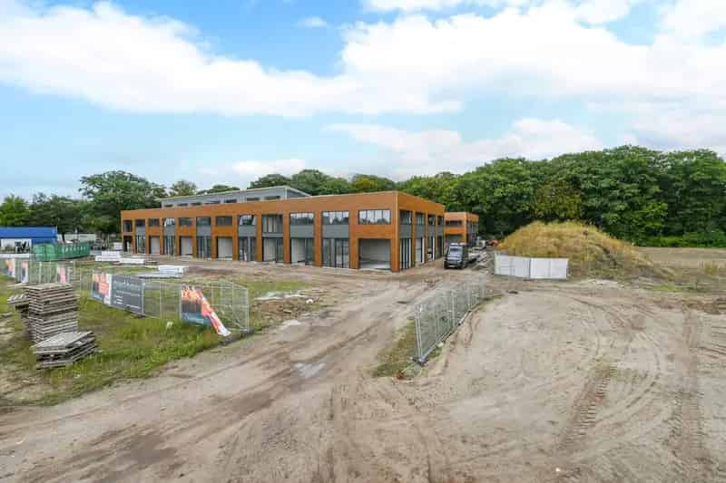 Bedrijfshal te Koop Soest 120m2