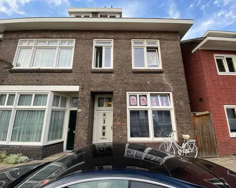Ruime Kamer Enschede Centrum Vrouwelijke Studenten