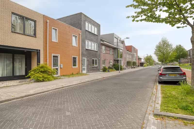Huis te koop Almere Noorderplassen West 4 slaapkamers 127m2