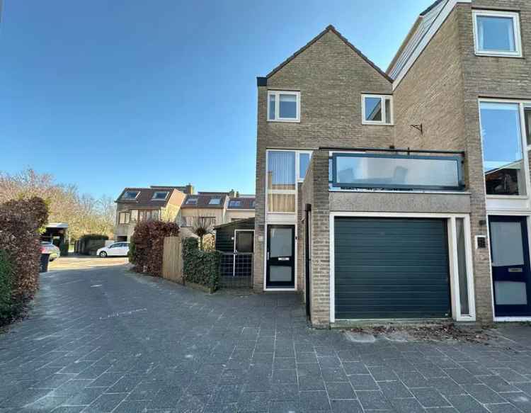 Ruime gezinswoning Castricum 4 slaapkamers tuin garage