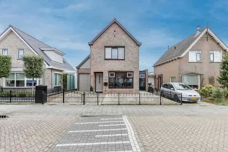 Huis Te Koop , 29, Bernhardstraat, Hoogkarspel, Noord-Holland