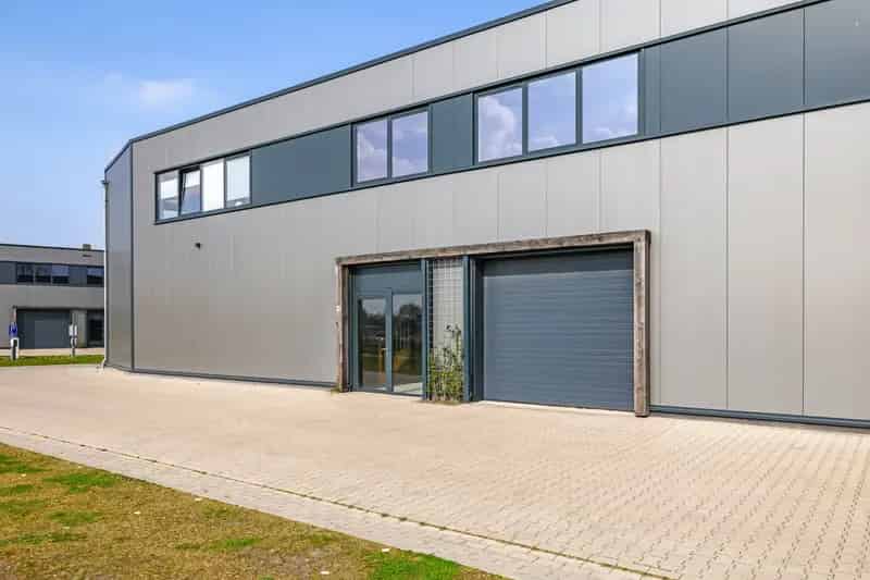 Bedrijfshal te Huur Nijmegen Noord 271m2 A15 A325
